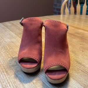 Good condition Marc Fisher wedge sandals size 9